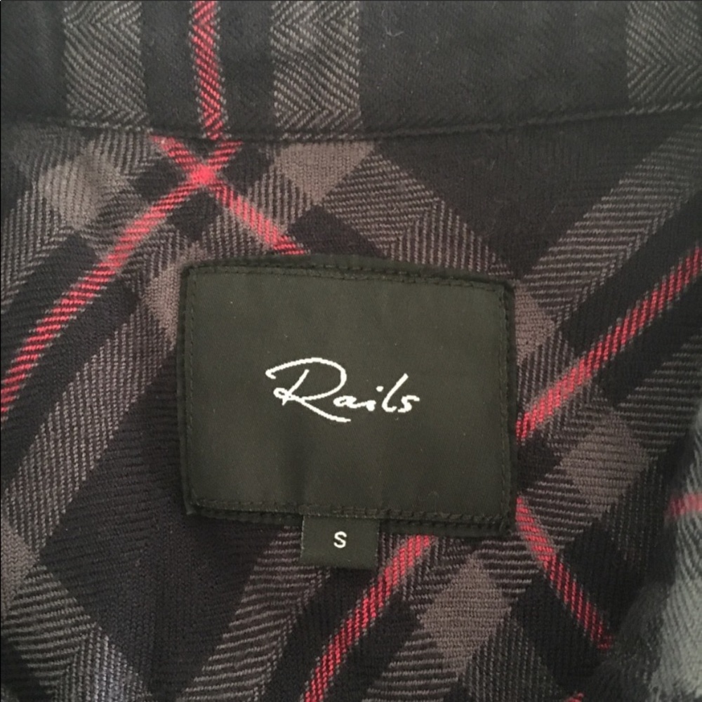Cozy Rails Button Down Top - Picture 4 of 10